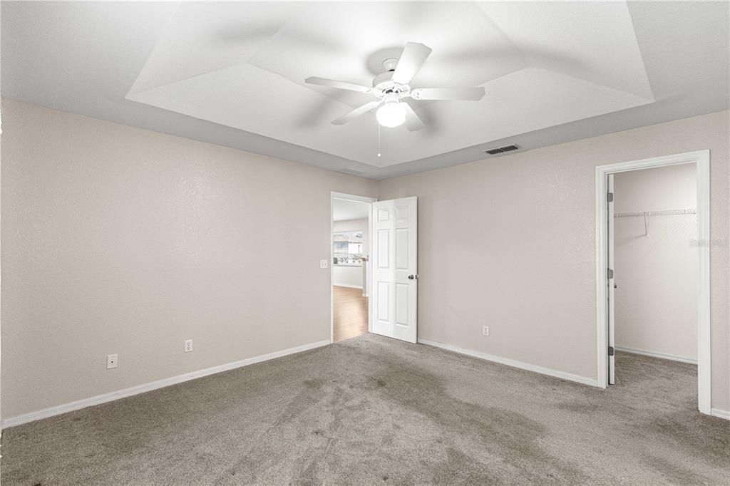 For Sale: $224,900 (3 beds, 2 baths, 1494 Square Feet)