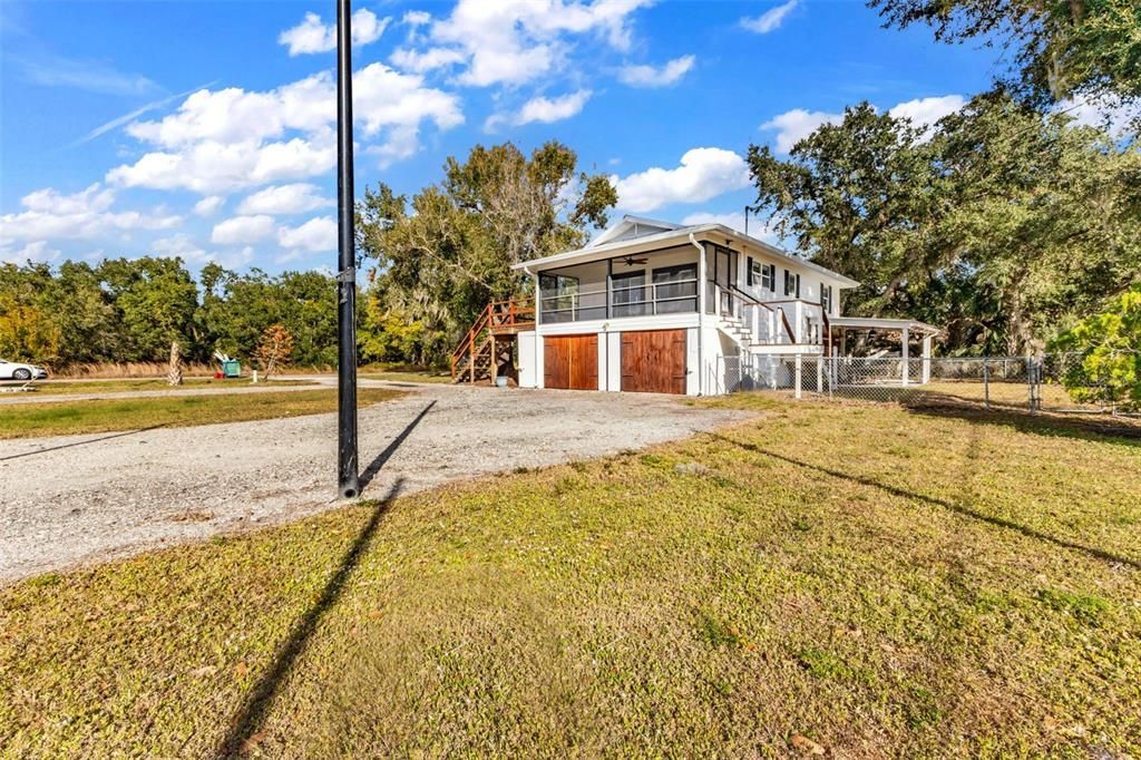 待售: $250,000 (2 贝兹, 1 浴室, 1152 平方英尺)