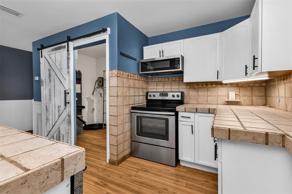 待售: $250,000 (2 贝兹, 1 浴室, 1152 平方英尺)