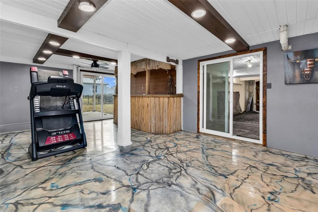 待售: $250,000 (2 贝兹, 1 浴室, 1152 平方英尺)