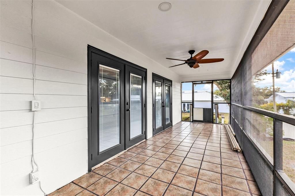 待售: $250,000 (2 贝兹, 1 浴室, 1152 平方英尺)