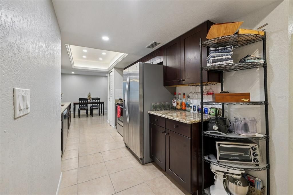 En Venta: $299,900 (2 camas, 2 baños, 1410 Pies cuadrados)