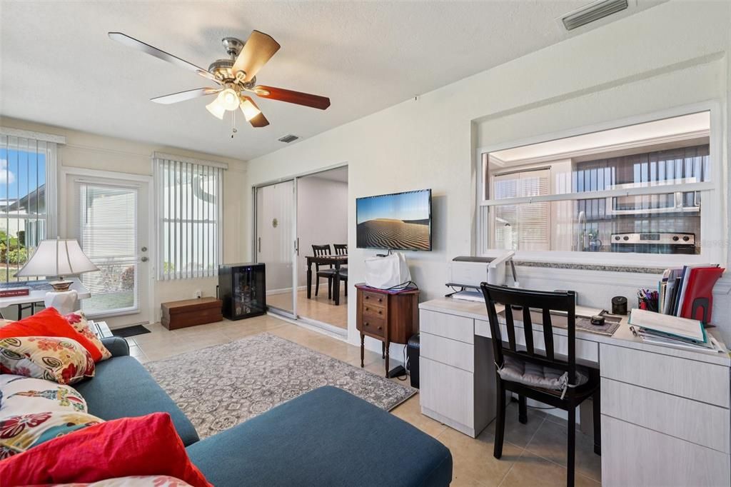 En Venta: $299,900 (2 camas, 2 baños, 1410 Pies cuadrados)