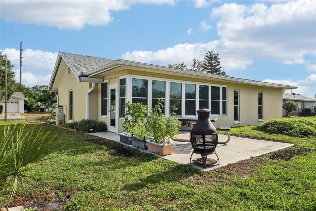 En Venta: $299,900 (2 camas, 2 baños, 1410 Pies cuadrados)