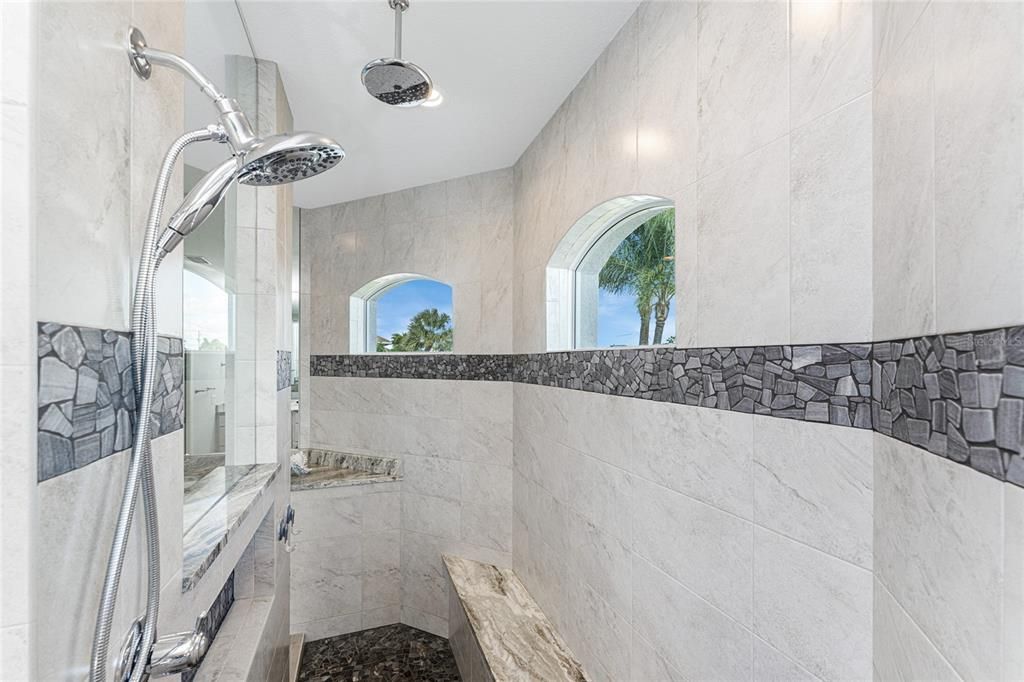 For Sale: $570,000 (3 beds, 2 baths, 2098 Square Feet)