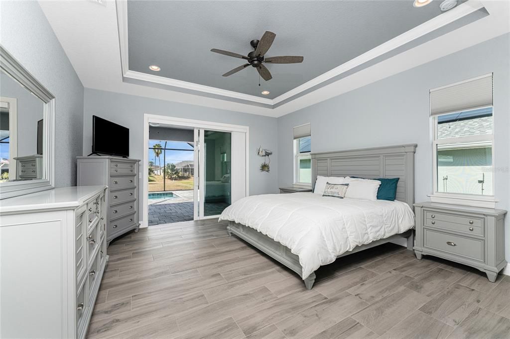 For Sale: $570,000 (3 beds, 2 baths, 2098 Square Feet)