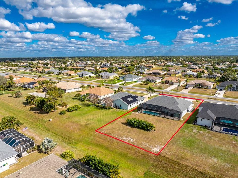 For Sale: $570,000 (3 beds, 2 baths, 2098 Square Feet)