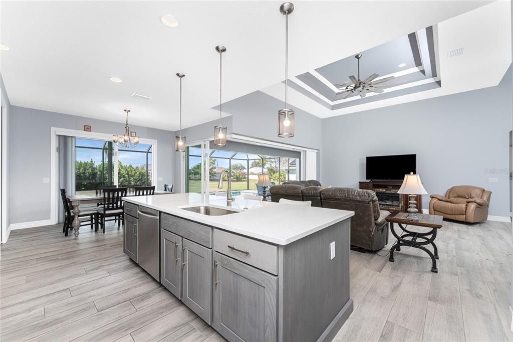 For Sale: $570,000 (3 beds, 2 baths, 2098 Square Feet)