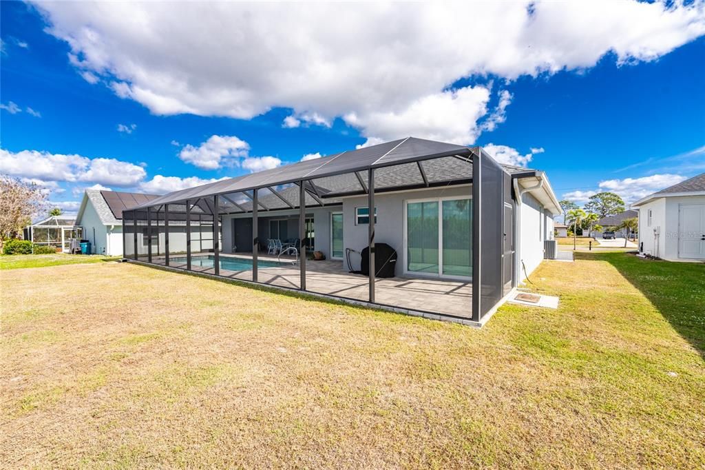 For Sale: $570,000 (3 beds, 2 baths, 2098 Square Feet)