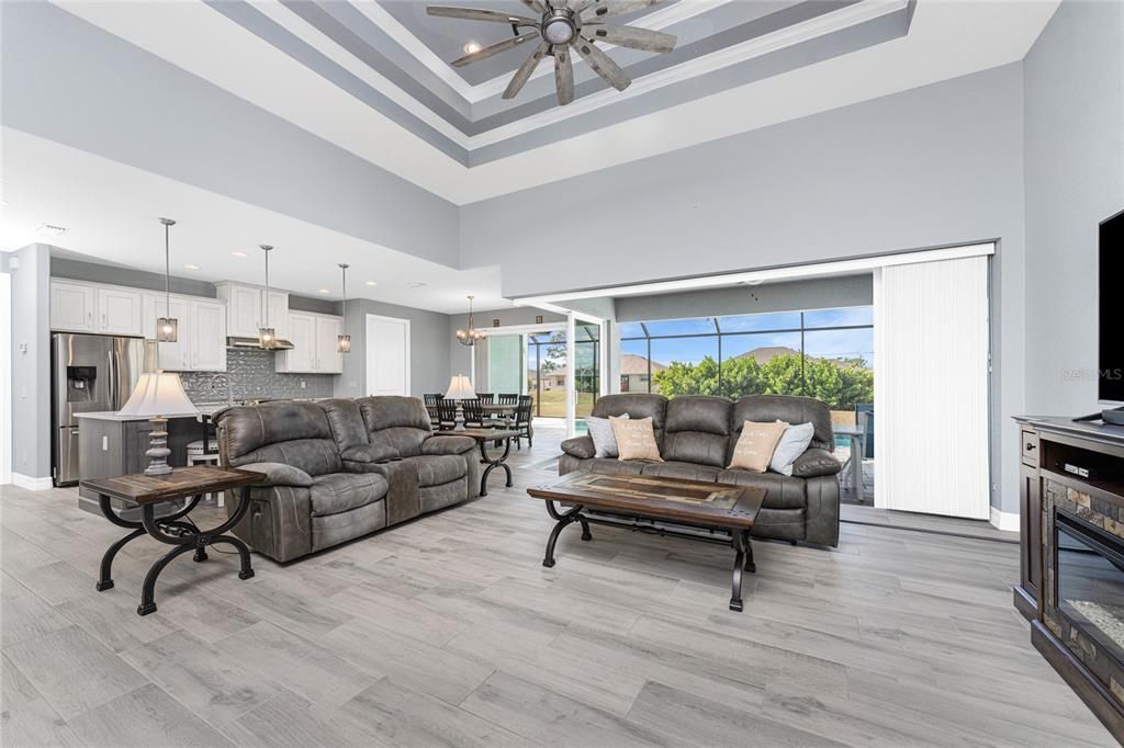 For Sale: $570,000 (3 beds, 2 baths, 2098 Square Feet)