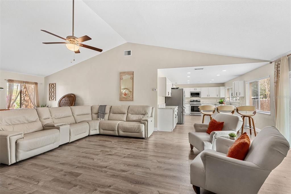 For Sale: $430,000 (3 beds, 2 baths, 1680 Square Feet)