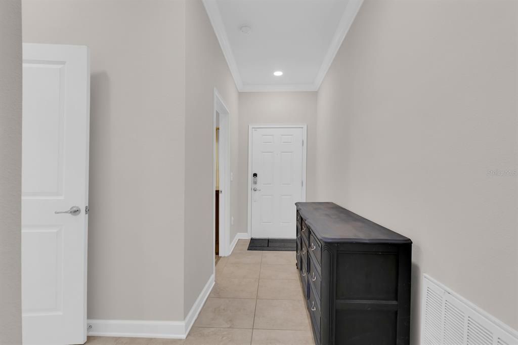 На продажу: $315,000 (2 спален, 2 ванн, 1374 Квадратных фут)