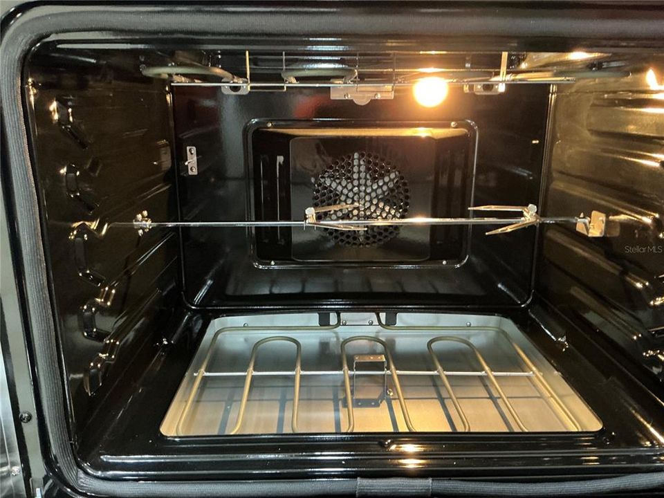 На продажу: $315,000 (2 спален, 2 ванн, 1374 Квадратных фут)