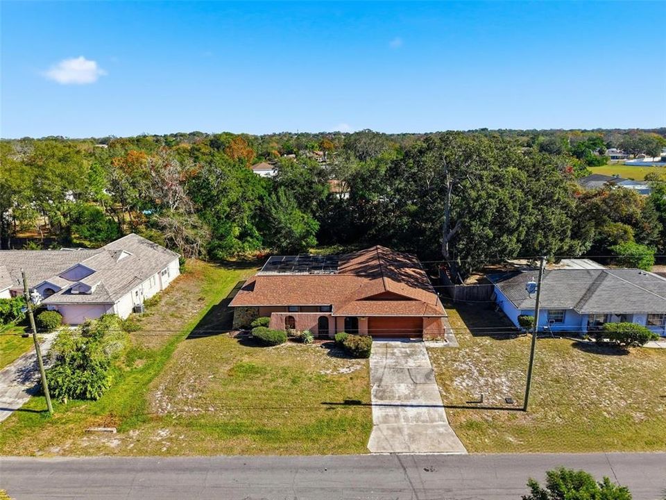 待售: $275,000 (4 贝兹, 3 浴室, 2136 平方英尺)