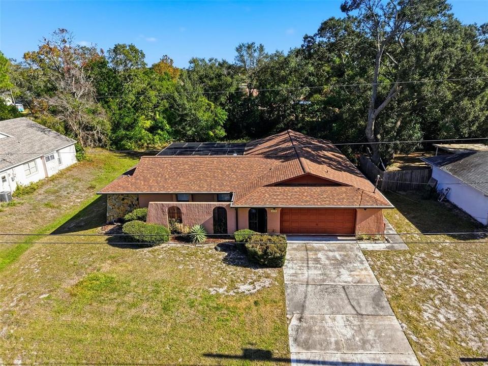 待售: $275,000 (4 贝兹, 3 浴室, 2136 平方英尺)