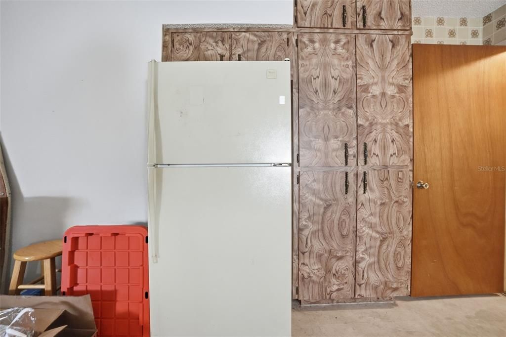 待售: $275,000 (4 贝兹, 3 浴室, 2136 平方英尺)