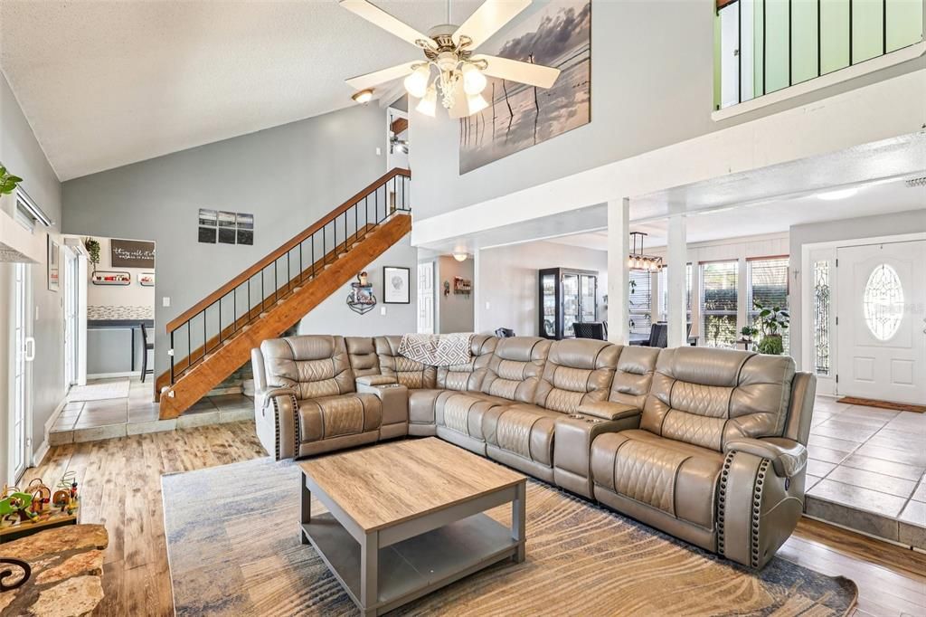 For Sale: $440,000 (4 beds, 3 baths, 1832 Square Feet)