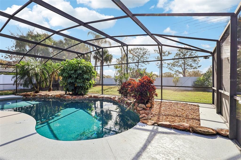 For Sale: $440,000 (4 beds, 3 baths, 1832 Square Feet)