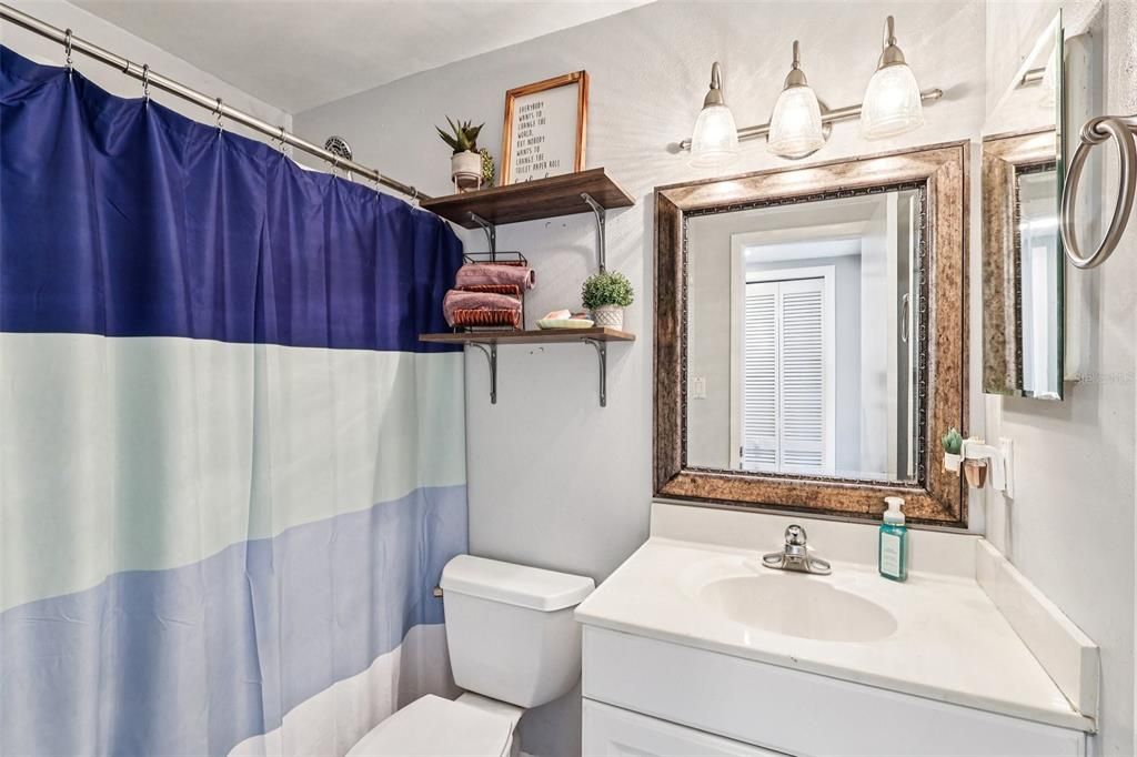 For Sale: $440,000 (4 beds, 3 baths, 1832 Square Feet)