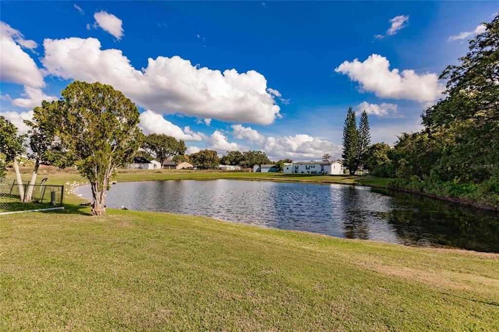 For Sale: $299,900 (2 beds, 2 baths, 1374 Square Feet)