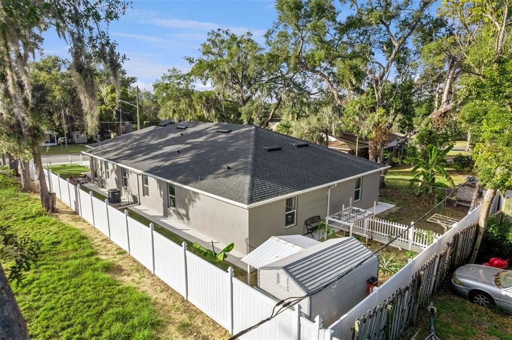 For Sale: $530,000 (6 beds, 0 baths, 2634 Square Feet)