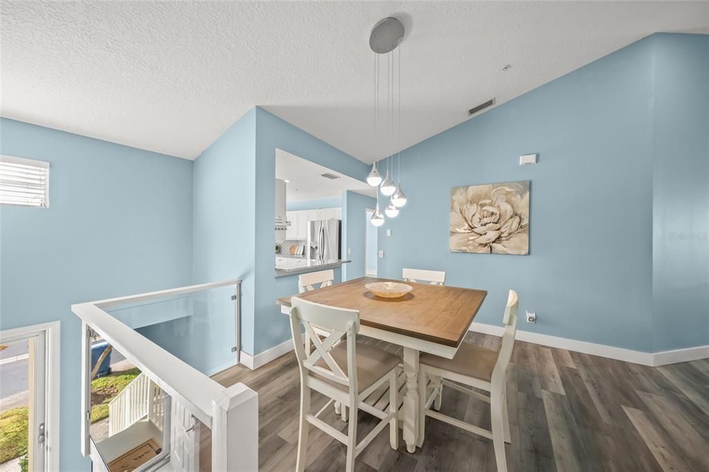 В аренду: $4,500 (3 спален, 2 ванн, 1208 Квадратных фут)