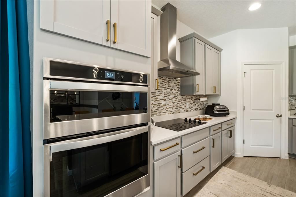 En Venta: $490,000 (4 camas, 2 baños, 2292 Pies cuadrados)