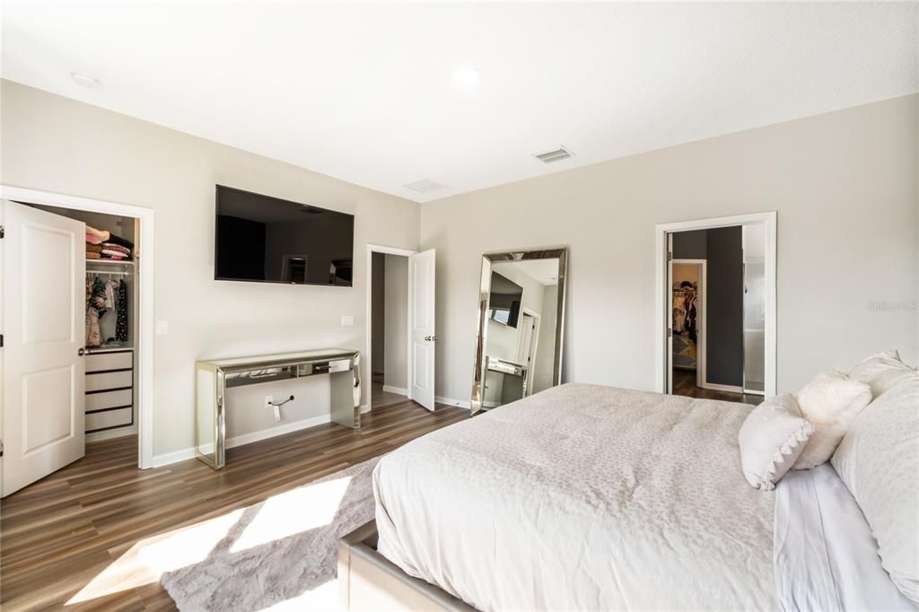 En Venta: $490,000 (4 camas, 2 baños, 2292 Pies cuadrados)