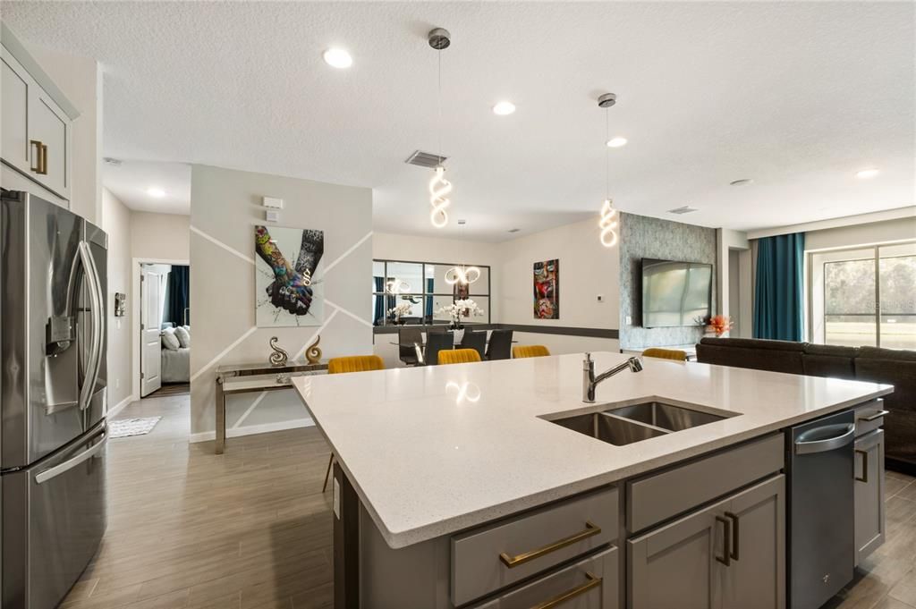 En Venta: $490,000 (4 camas, 2 baños, 2292 Pies cuadrados)