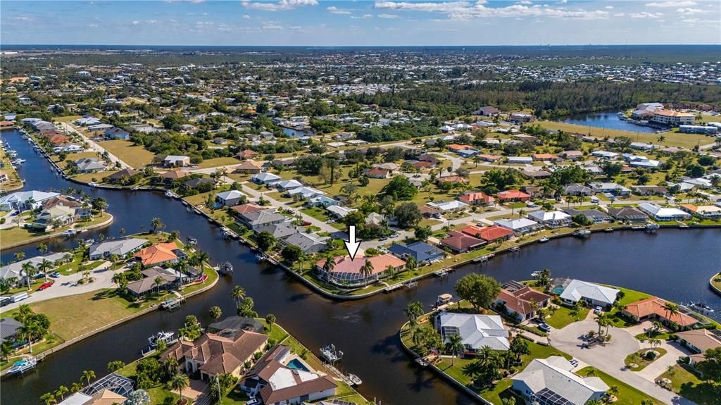 待售: $1,495,000 (5 贝兹, 4 浴室, 4425 平方英尺)