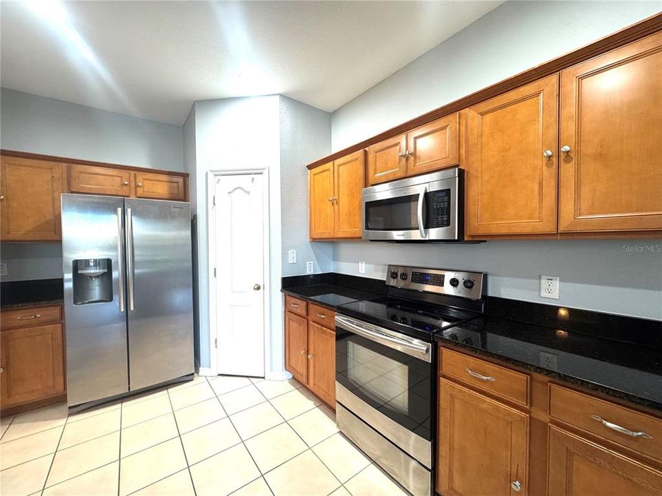 出租: $1,799 (3 贝兹, 2 浴室, 1768 平方英尺)