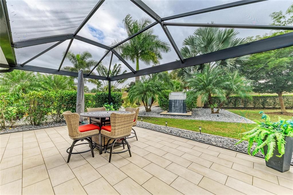 For Sale: $650,000 (1 beds, 1 baths, 1000 Square Feet)