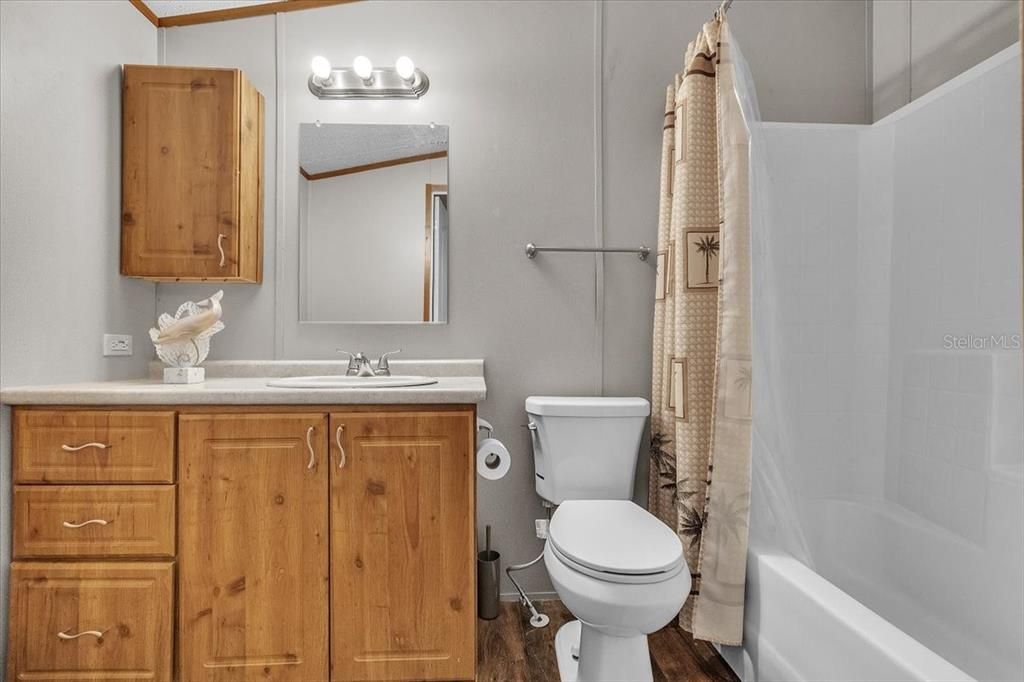 For Sale: $75,000 (3 beds, 2 baths, 1800 Square Feet)