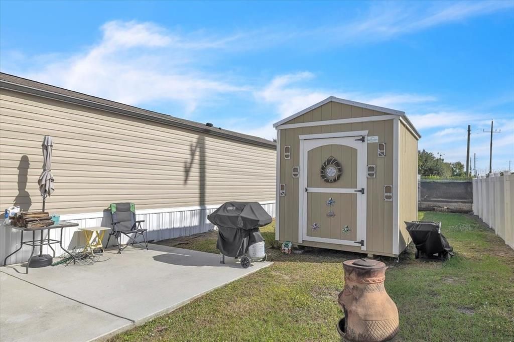 For Sale: $75,000 (3 beds, 2 baths, 1800 Square Feet)