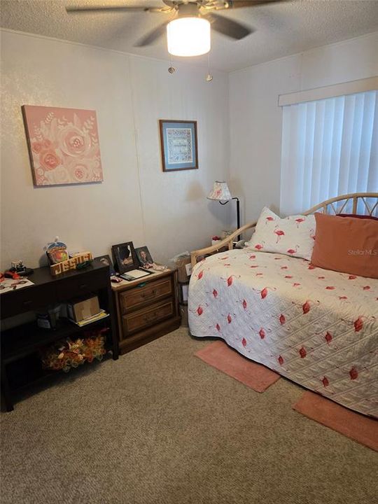 待售: $95,000 (2 贝兹, 2 浴室, 1456 平方英尺)