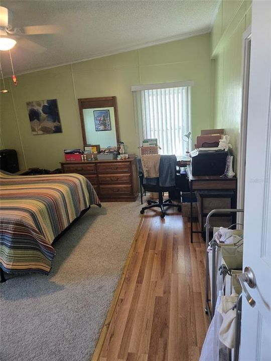 待售: $95,000 (2 贝兹, 2 浴室, 1456 平方英尺)