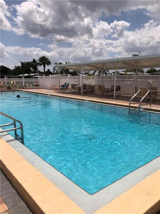 待售: $95,000 (2 贝兹, 2 浴室, 1456 平方英尺)