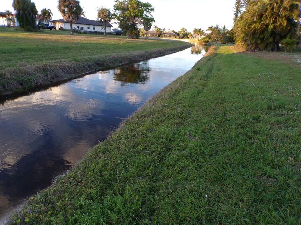 待售: $46,990 (0.22 acres)