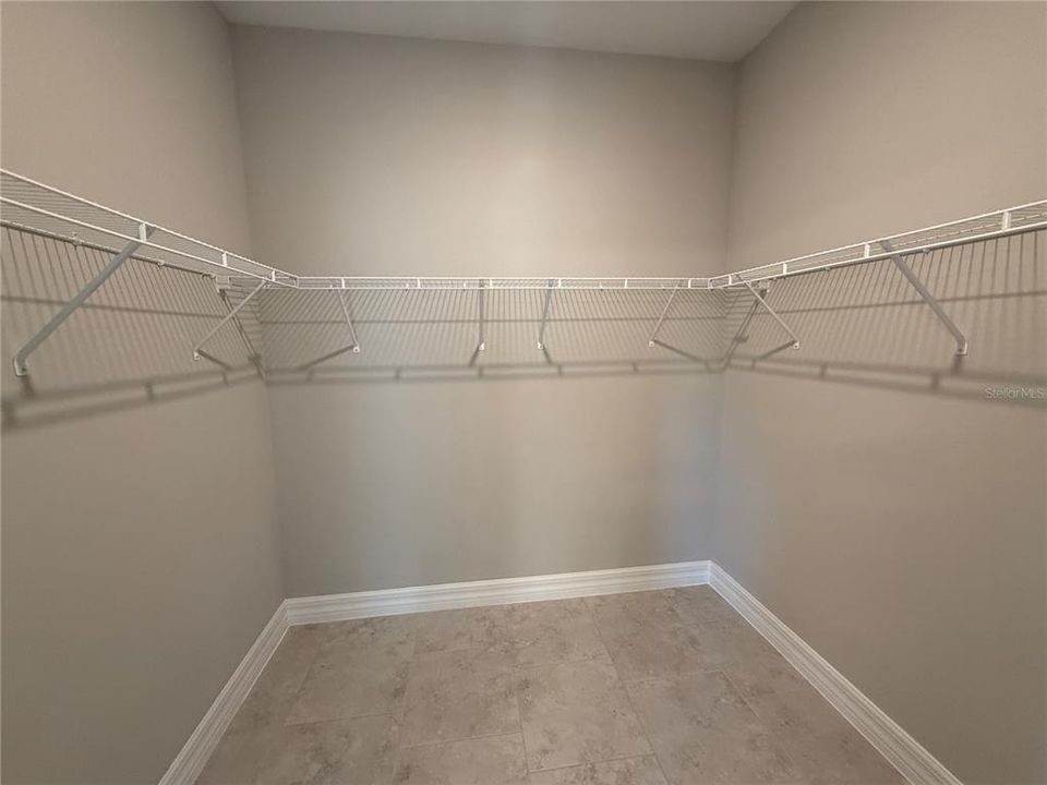 En Venta: $350,000 (3 camas, 3 baños, 1615 Pies cuadrados)