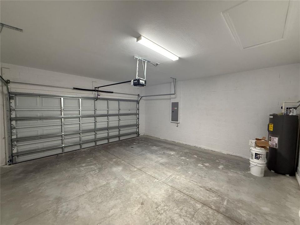 En Venta: $350,000 (3 camas, 3 baños, 1615 Pies cuadrados)