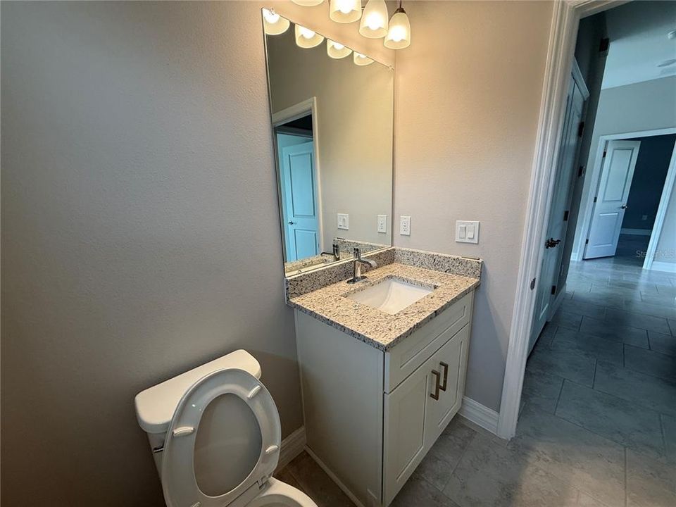 En Venta: $350,000 (3 camas, 3 baños, 1615 Pies cuadrados)