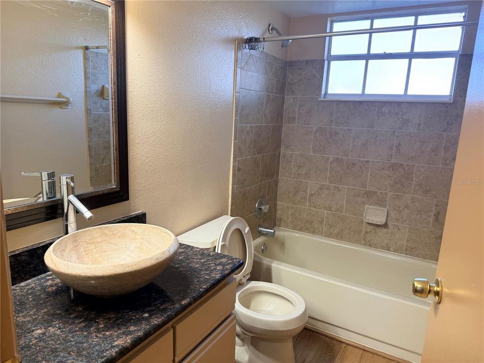 En Renta: $1,650 (3 camas, 2 baños, 1220 Pies cuadrados)