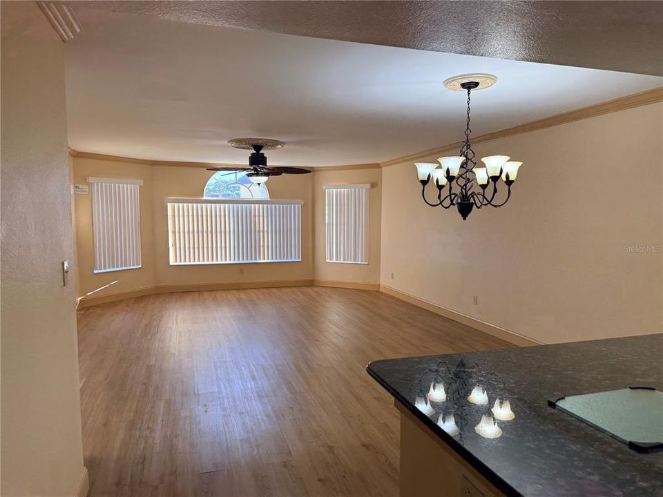 En Renta: $1,650 (3 camas, 2 baños, 1220 Pies cuadrados)