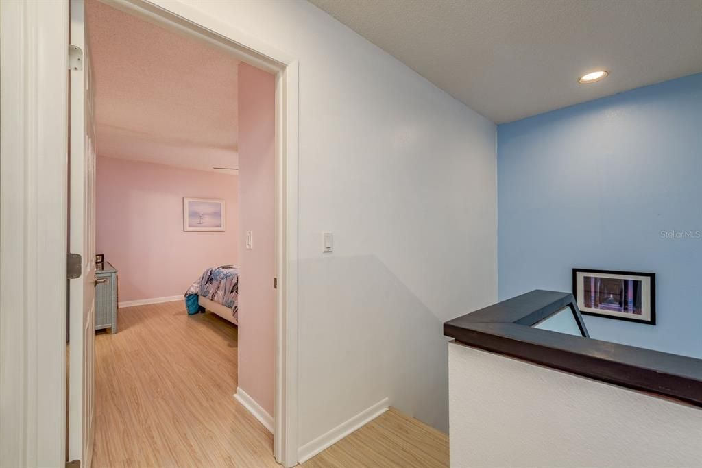 На продажу: $435,000 (2 спален, 2 ванн, 1705 Квадратных фут)