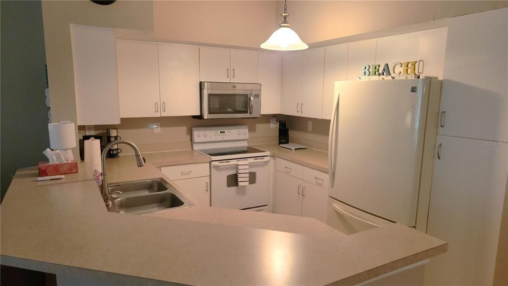 出租: $2,500 (1 贝兹, 1 浴室, 829 平方英尺)