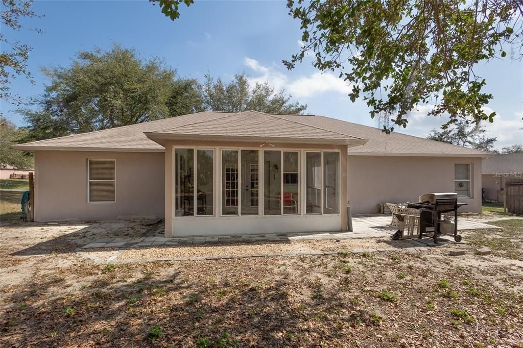 For Sale: $298,000 (3 beds, 2 baths, 1752 Square Feet)