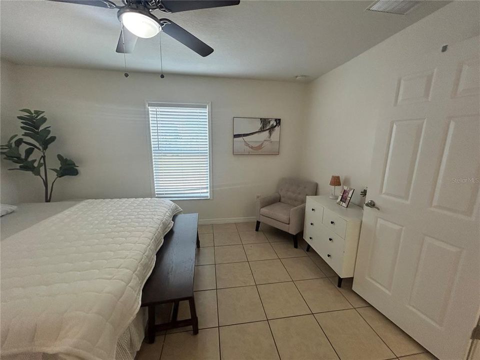 For Sale: $279,000 (3 beds, 2 baths, 1269 Square Feet)