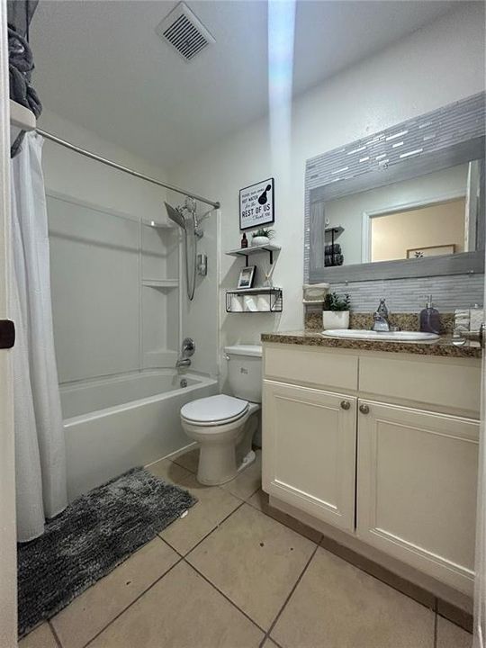 For Sale: $279,000 (3 beds, 2 baths, 1269 Square Feet)