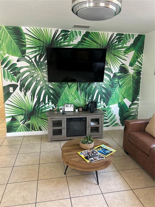 For Sale: $279,000 (3 beds, 2 baths, 1269 Square Feet)