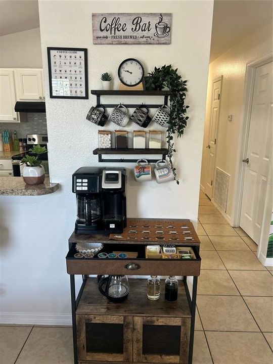 For Sale: $279,000 (3 beds, 2 baths, 1269 Square Feet)